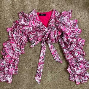 Retrofete inspired AKIRA pink ruffle crop tie top. Size large but fits small too